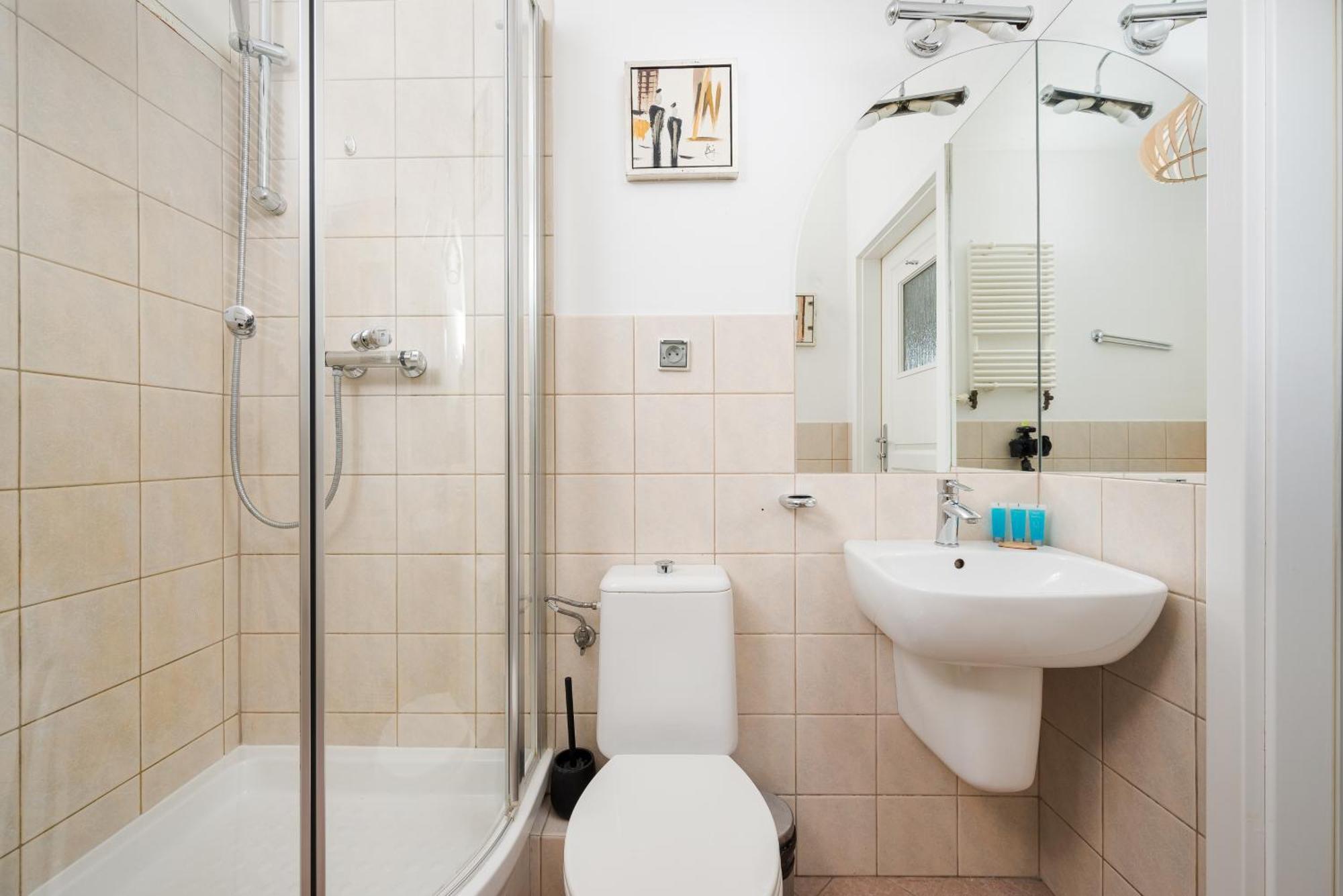 Metro Mlynow Pleasant Apartament Варшава Екстериор снимка