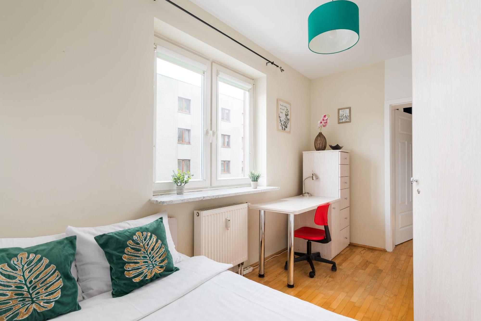 Metro Mlynow Pleasant Apartament Варшава Екстериор снимка